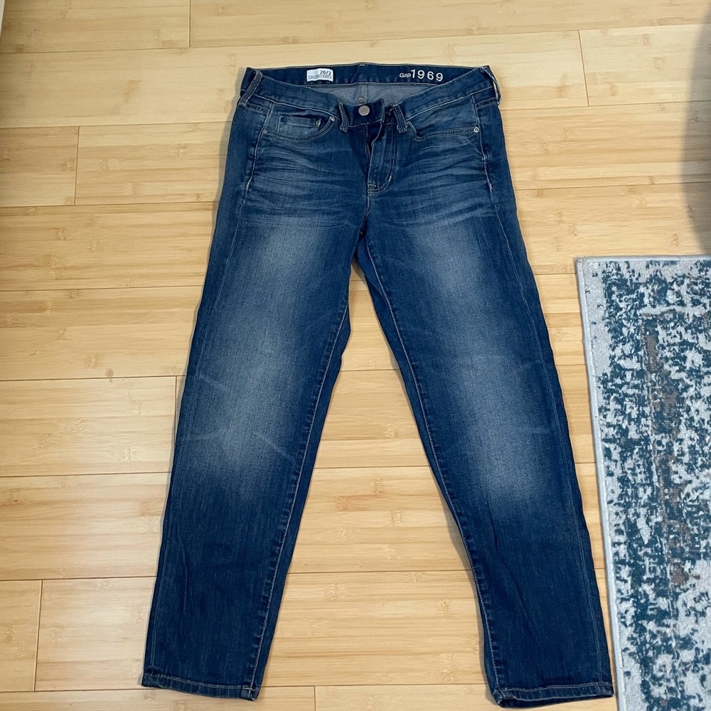 Gap sexy boyfriend jeans- like new